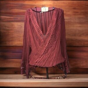 By Together Top Size Medium